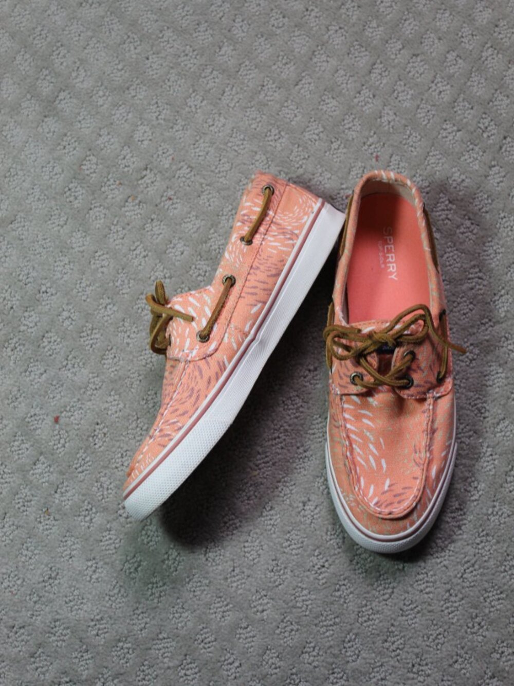 Sperry Top-Siders Size 8M Peach Purple Abstract Print Canvas Coastal Preppy Shoe